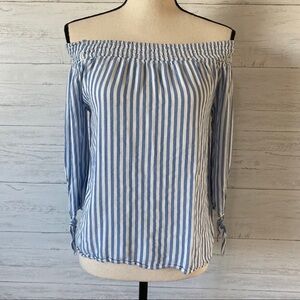 Staccato Off the Shoulder Blouse Blue Sz Medium